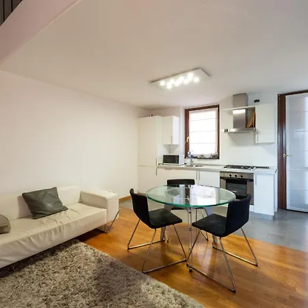 Loft Di Design فيلة Lurago Marinone